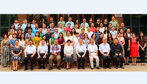 魯迅文學(xué)院第二十九屆高研班學(xué)員名單李素紅　　劉景松　　韓瑞娟　　劉榮書(shū)　　李心麗　　李櫻桃?！【　〉跃叭A　　曹立光　　徐俊國(guó)　　趙昌西　　錢(qián)利娜張　瓊　　沙玉蓉　　邱貴平　　鐘秀華　　宋述增　　楊　襲李清源　　舒輝波　　余海燕　　陳夏雨　　王威廉　　陸輝艷吳開(kāi)賢　　徐　庶　　徐肇?zé)ā　⊥踅鹣肌　垺△搿　「]紅宇索　窮　　徐禎霞　　梁積林　　華多太　　趙　峻　　李丹莉張　芹　　王　昆　　劉稀元　　朱旻鳶　　宋明珠　　劉志威劉將成　　何　鴻　　羅張琴　　吳文奇　　郝隨穗　　申瑞瑾鄧洪衛(wèi)　　孟小書(shū)　　黃紅艷　　沈俊峰　　俞　勝　　趙艷萍