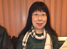 徐妍：如何塑造當下新型兒童形象私人性中的公共性、現實性中的一切新解都應該為塑造新型兒童形象而服務。[詳細]