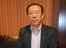 張吉宙：70年代和70年前的故事書寫童年，離不開回憶。當我試圖回憶童年的時候，發現童年依然是那個孩童的模樣。[詳細]