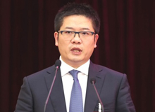 靜夜寄思：勇立時代潮頭，講好中國故事　　文學創作沒有捷徑可走，唯有十年磨一劍的堅持，才能在鍛煉自己錘煉出真正的精品。[詳細]