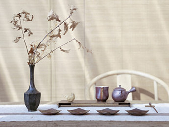 2019年理論評(píng)論綜述：面向未來的反思與創(chuàng)建