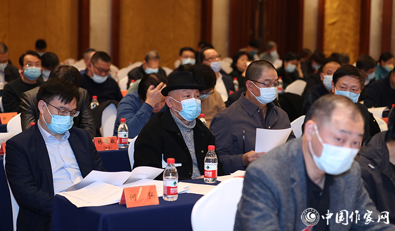 12月12日，中國作家協(xié)會第九屆全國委員會第六次全體會議在京舉行