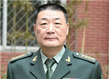 【徐貴祥】	傅逸塵丨《英雄傳奇的“現(xiàn)代性”重構(gòu)》；	宋　嵩丨《斜月沉沉藏海霧 碣石瀟湘無限路》。