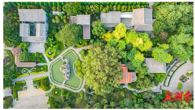 風景如畫的賈家莊作家村。