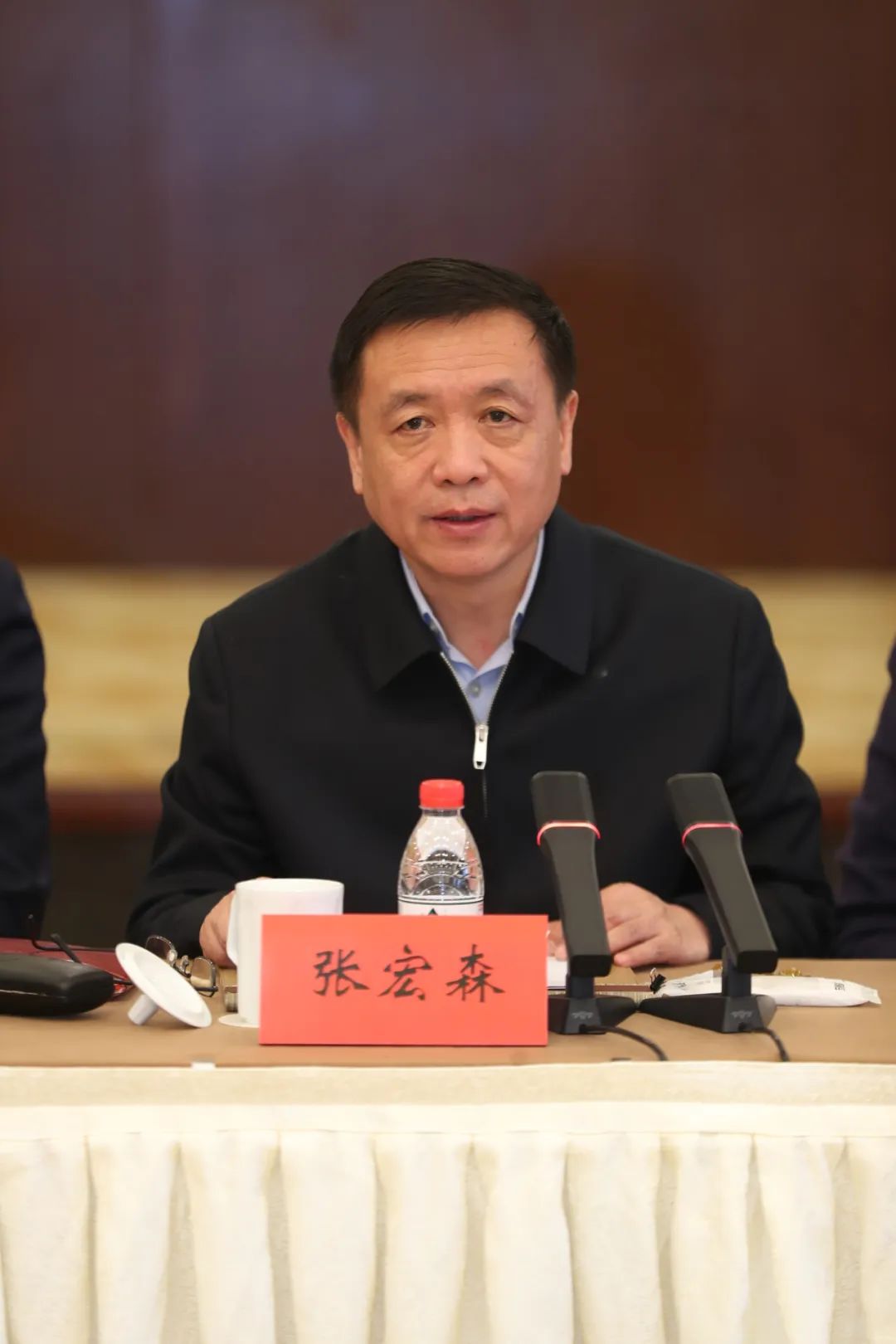 中國作協黨組書記、副主席、書記處書記張宏森講話