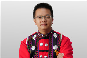 詩(shī)歌獎(jiǎng)：《空山寂》作者：張偉鋒（佤族）         獲獎(jiǎng)感言我的詩(shī)集《空山寂》獲得第十三屆全國(guó)少數(shù)民族文學(xué)創(chuàng)作駿馬獎(jiǎng)，對(duì)我個(gè)人、對(duì)佤族的文學(xué)創(chuàng)作而言，是一種鼓勵(lì)，更是一種鞭策。在我之前有董秀英、袁智中、聶勒、伊蒙紅木等四位佤族作家獲過駿馬獎(jiǎng)。作為一個(gè)20世紀(jì)80年代出生的佤族詩(shī)人，我在橫向的觀察和縱向的人生經(jīng)歷之后，抵達(dá)了當(dāng)今、當(dāng)下的生活語(yǔ)境……