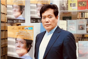 童話：獲獎作品《月光蟋蟀》作者：趙麗宏         獲獎感言我的寫作起始于詩歌和散文，寫兒童文學、小說和童話，是在我60歲以后。創作兒童文學，使我的寫作和兒童的世界聯系在一起。這是一個純真的世界，是一個不能容忍虛偽和欺騙的世界……