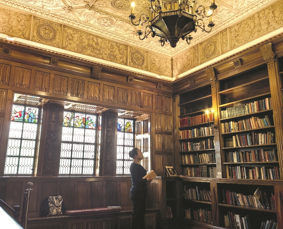 作者王敬慧在澳大利亞新南威爾士州立圖書館的莎士比亞閱覽室