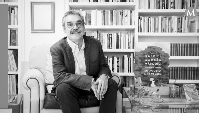 加西亞·馬爾克斯的兒子貢薩洛·加西亞·巴爾查最終決定背叛父親的遺愿，將其手稿《我們八月見》付諸出版。亞歷杭德拉·卡瓦哈爾攝影，行星出版集團圖片